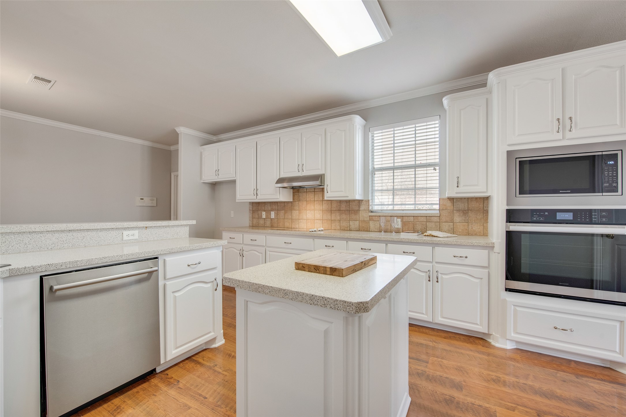 3409 Windridge Drive