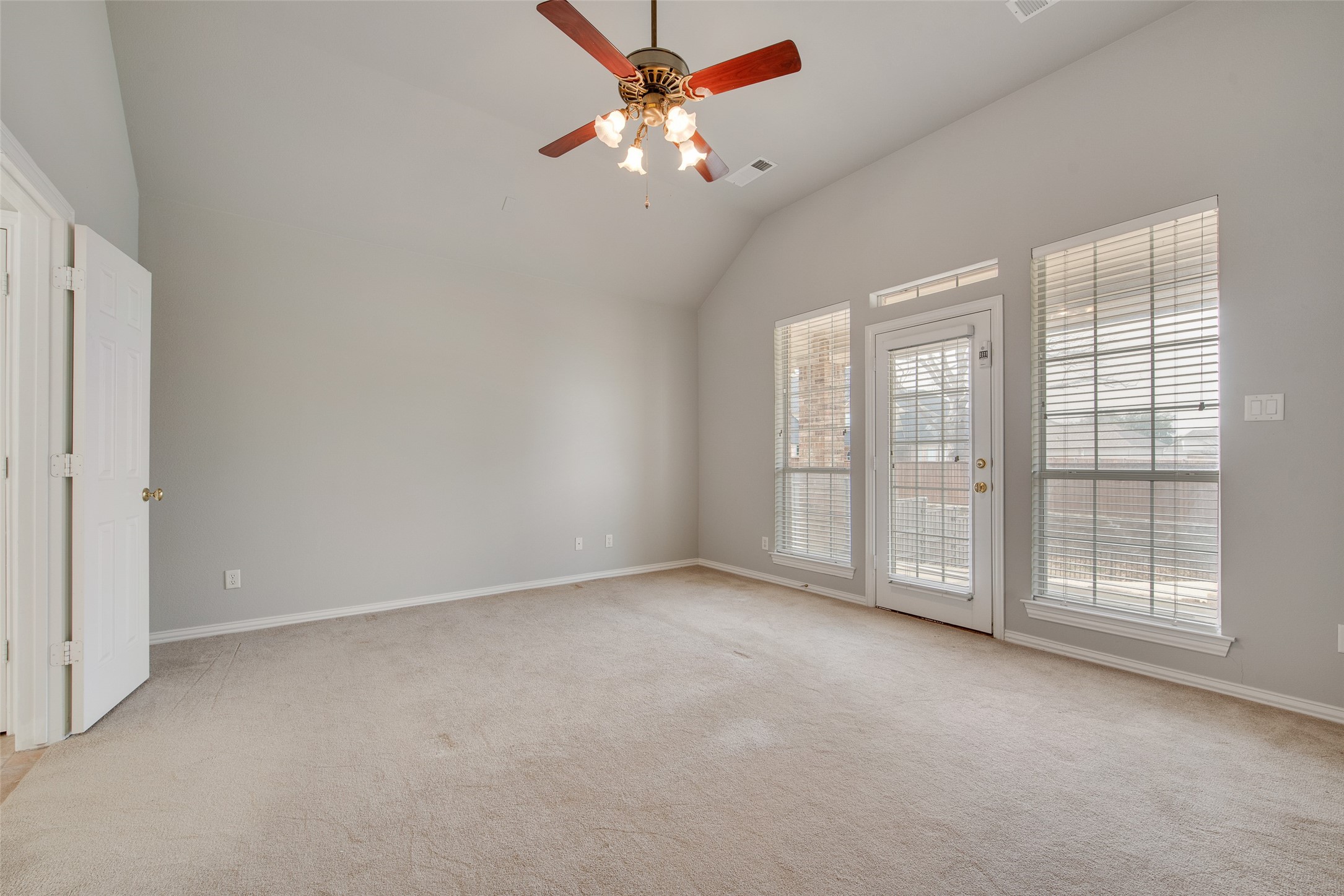 3409 Windridge Drive