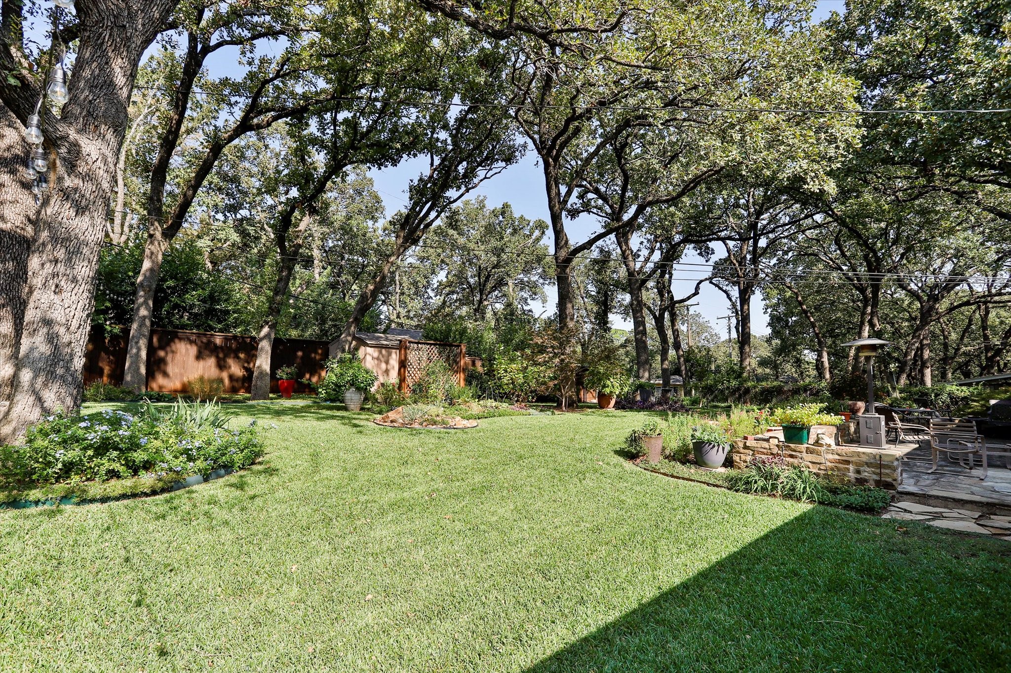 1112 Sherwood Drive