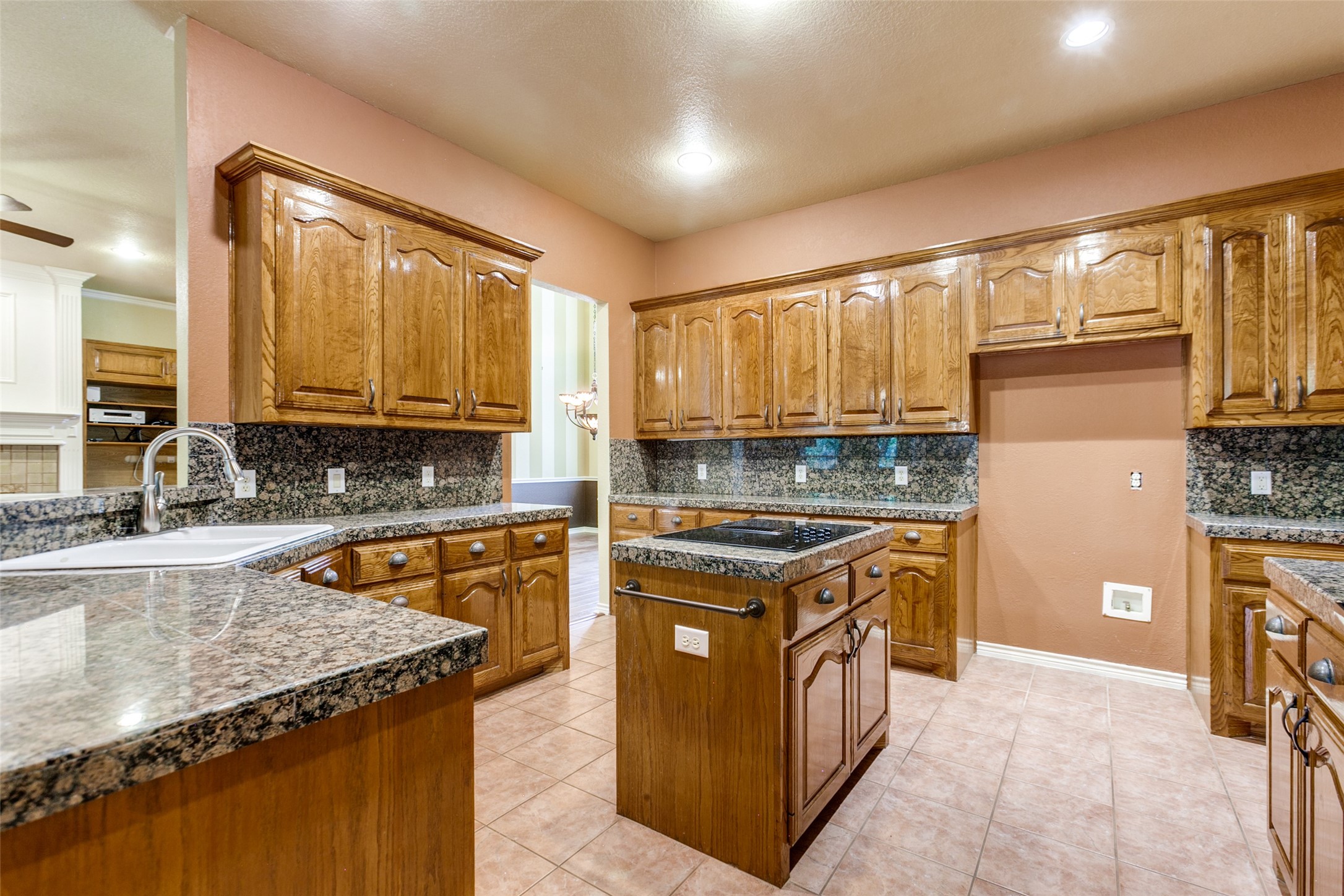 3506 Ash Circle