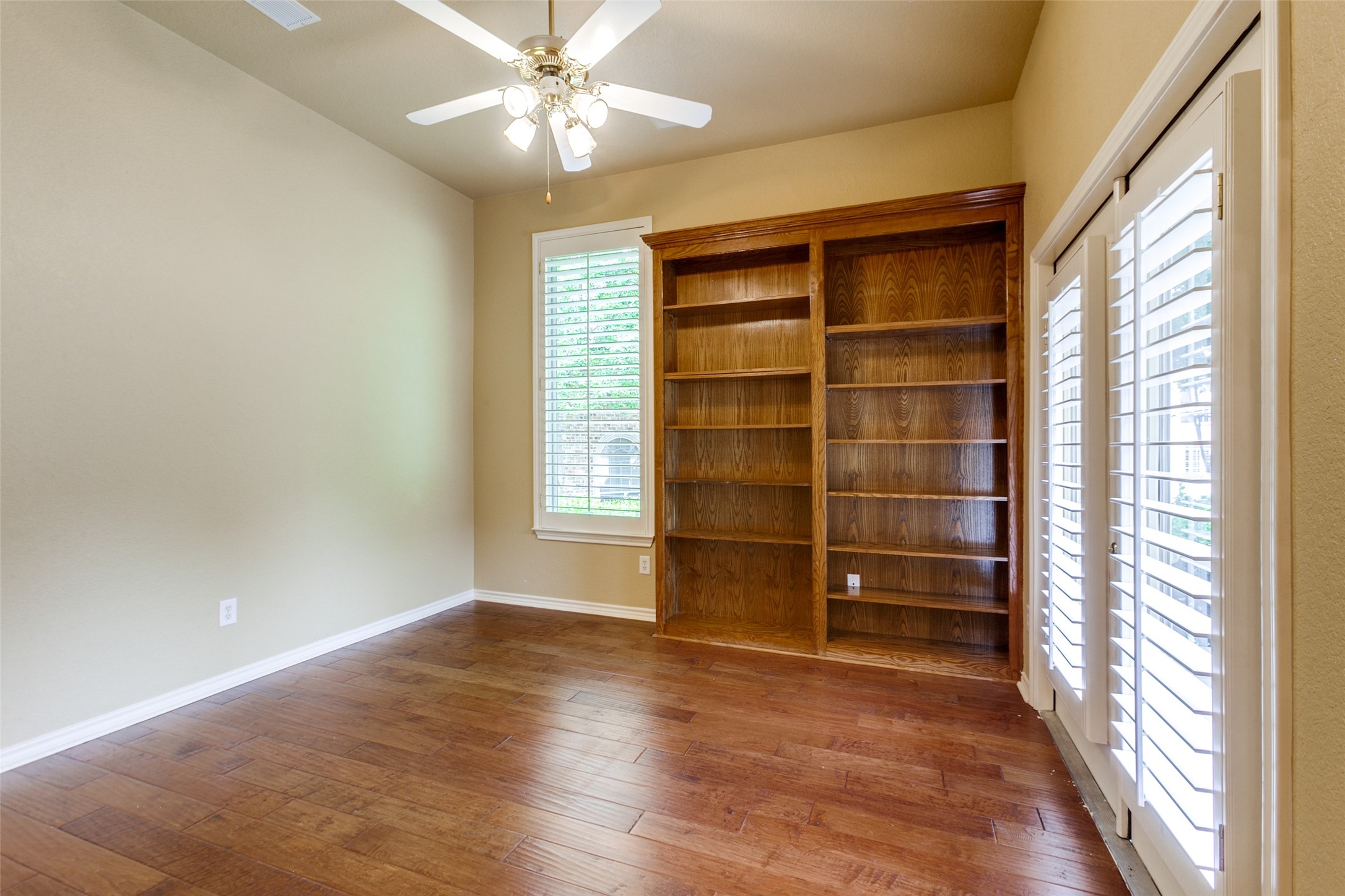3506 Ash Circle