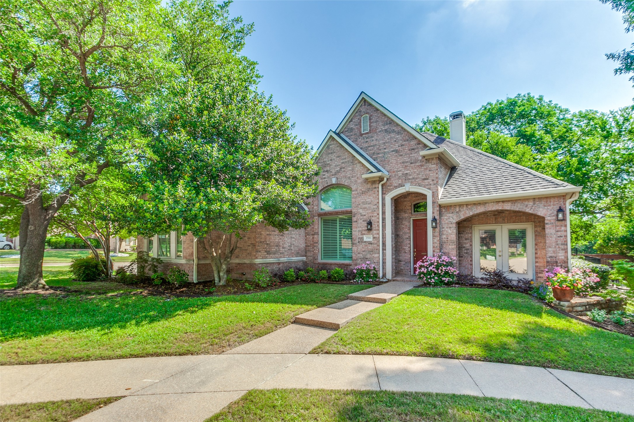 3506 Ash Circle