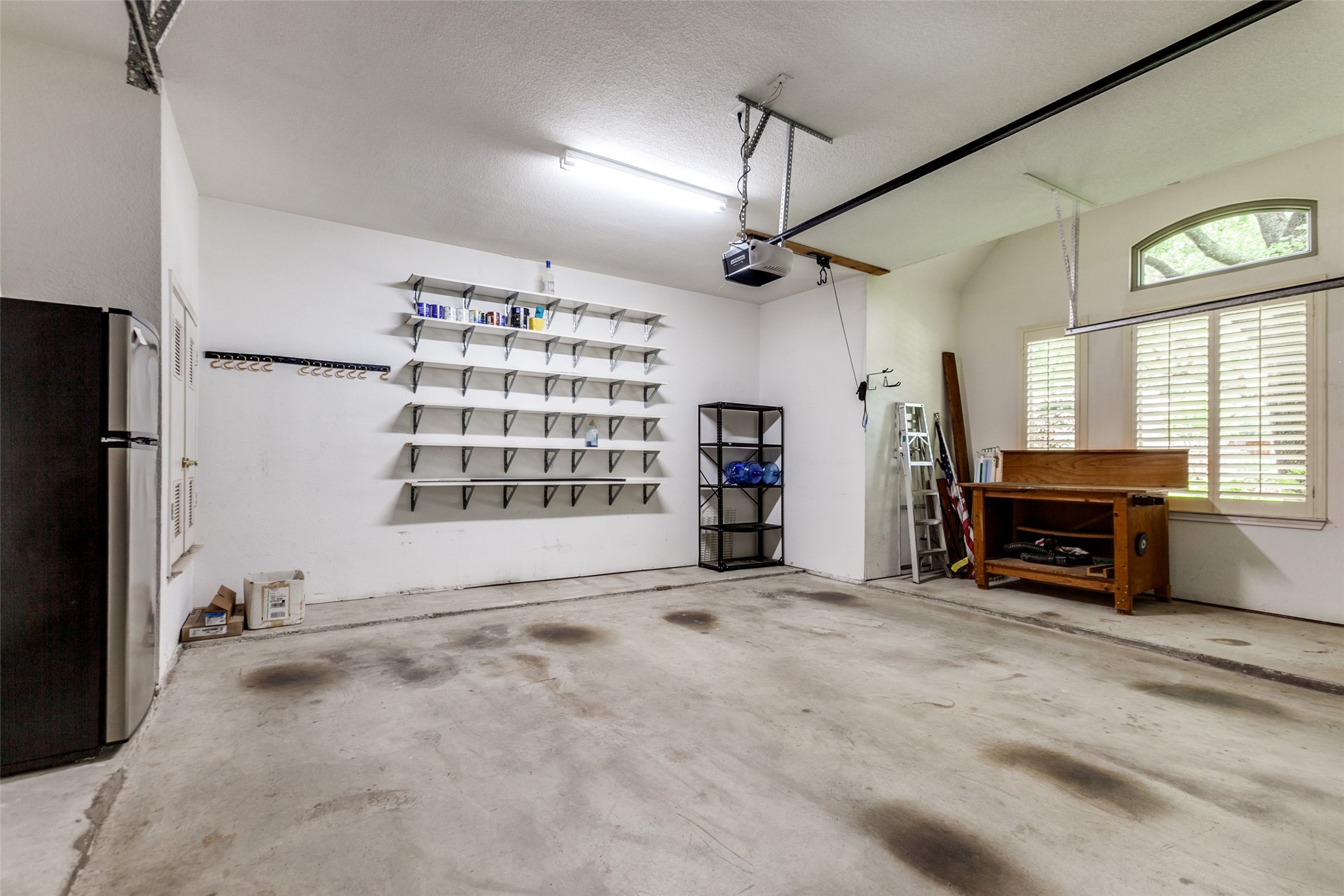 3506 Ash Circle