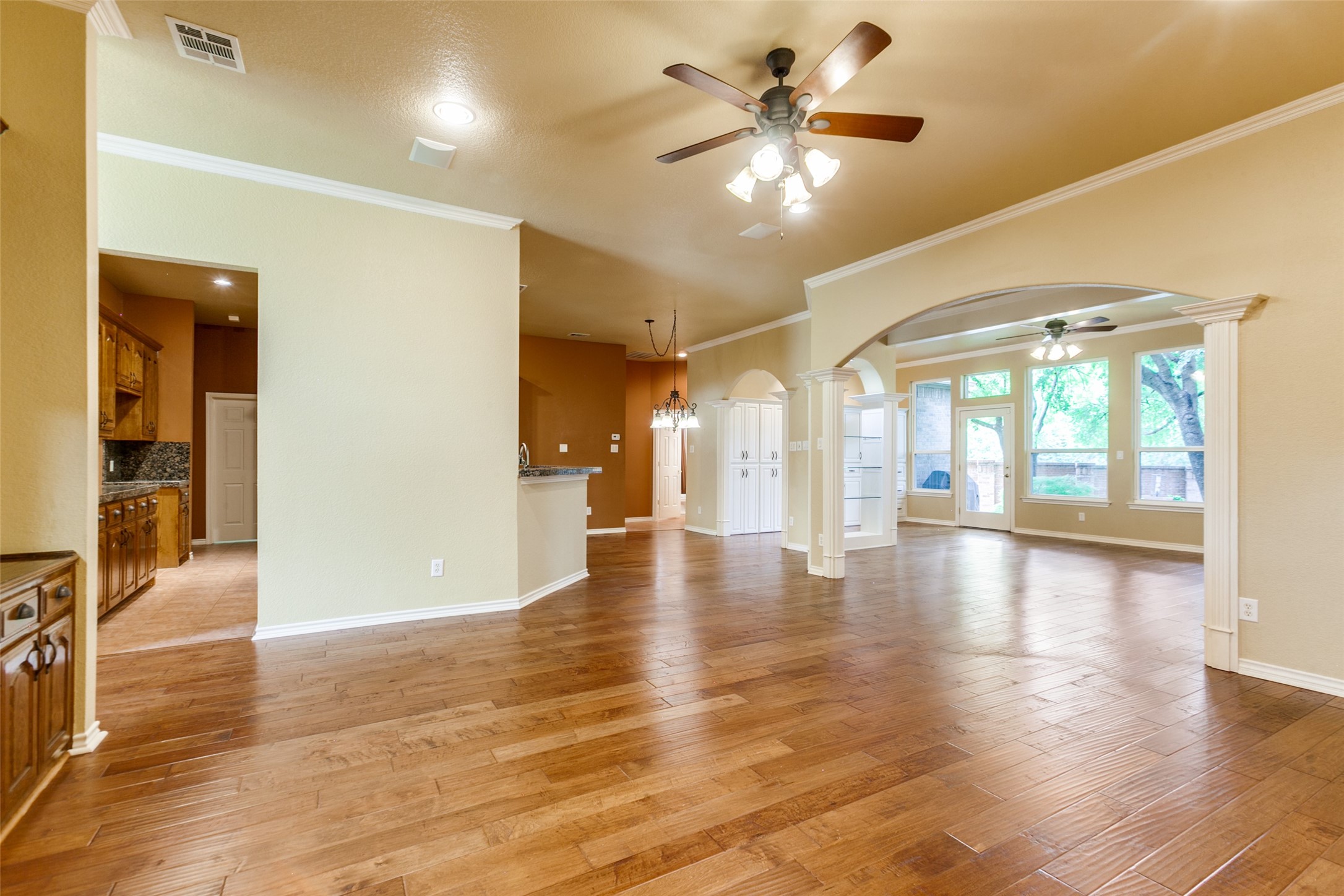 3506 Ash Circle