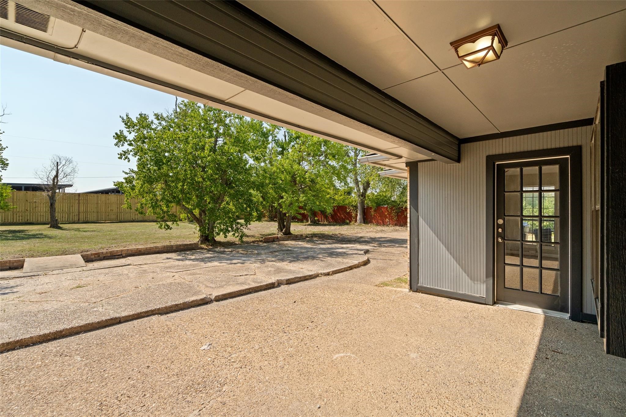 770 Meadowbrook Drive