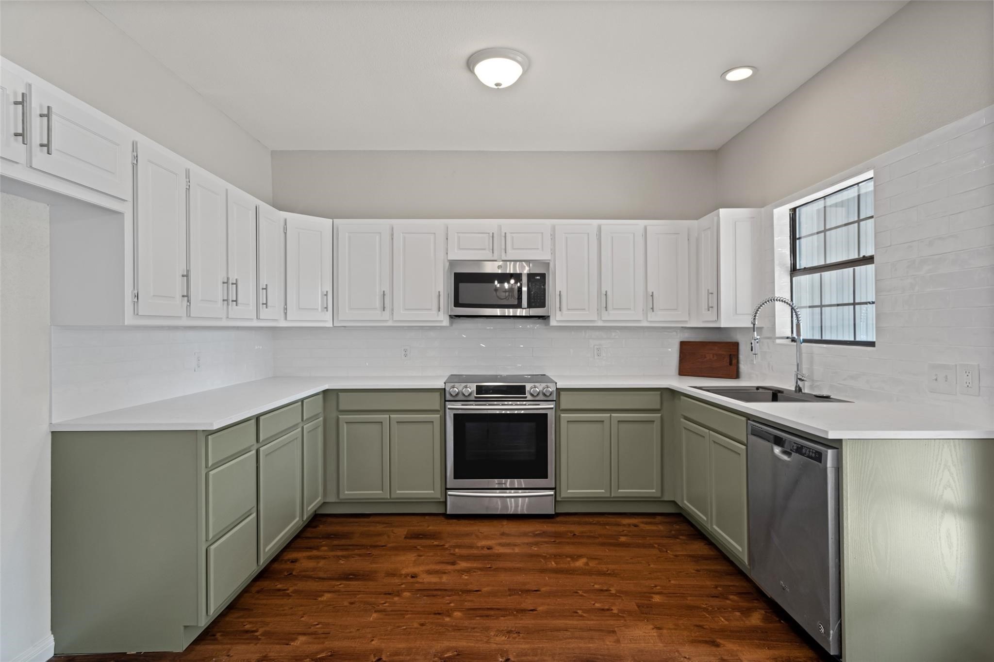 770 Meadowbrook Drive