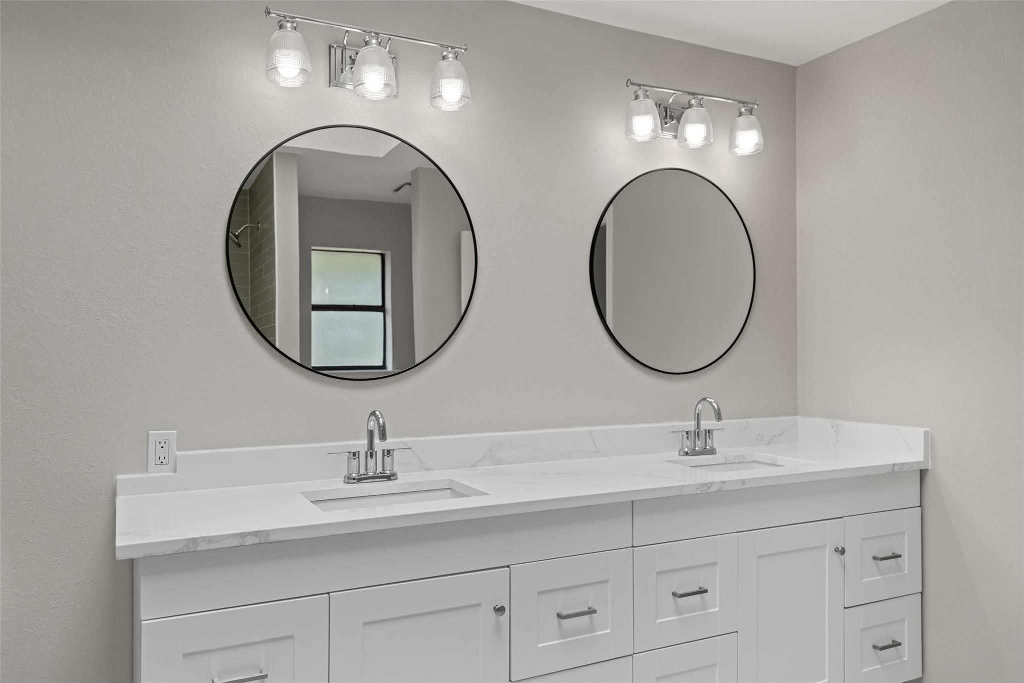 770 Meadowbrook Drive