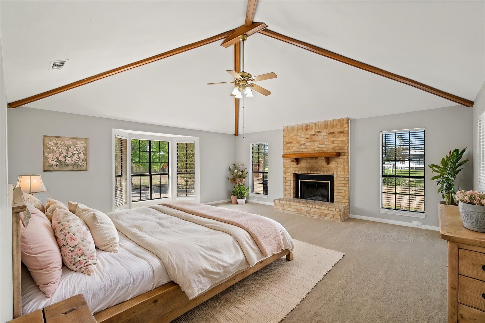 770 Meadowbrook Drive