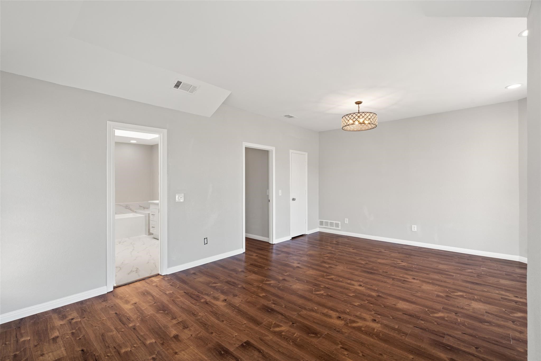 770 Meadowbrook Drive