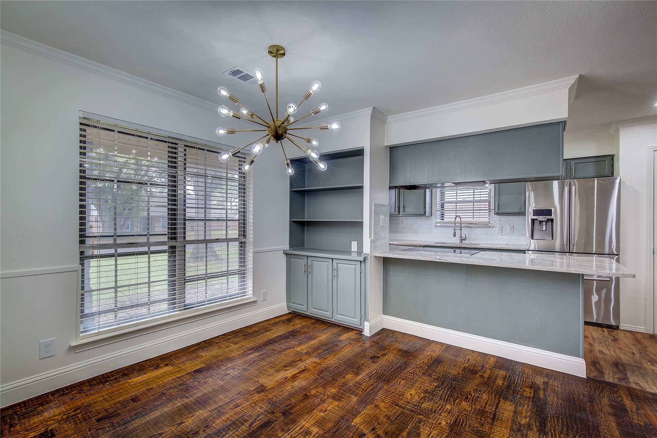 710 Colonial Drive