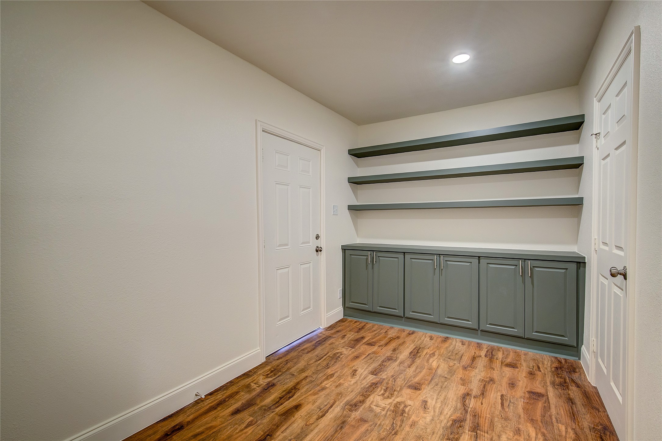 710 Colonial Drive