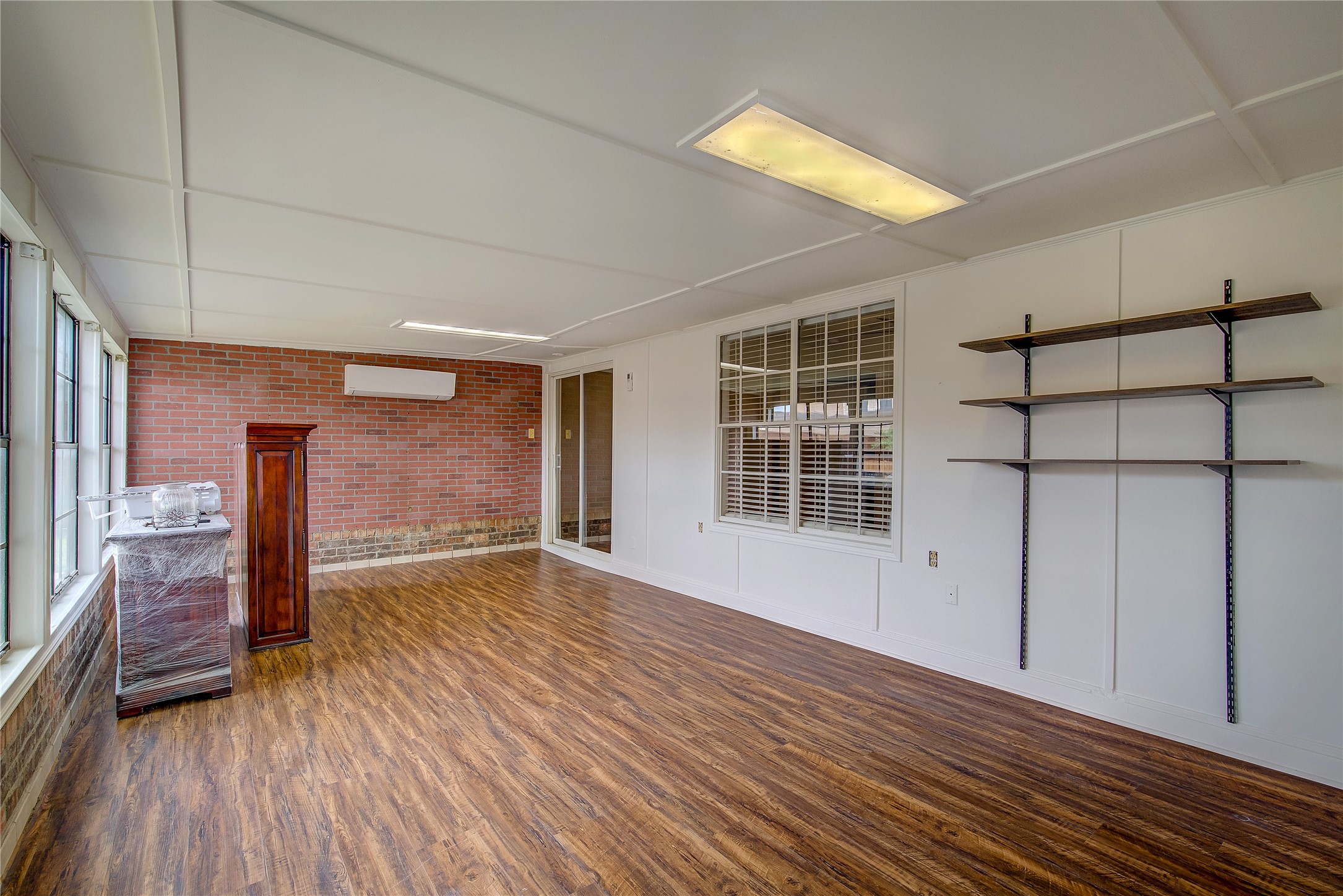 710 Colonial Drive