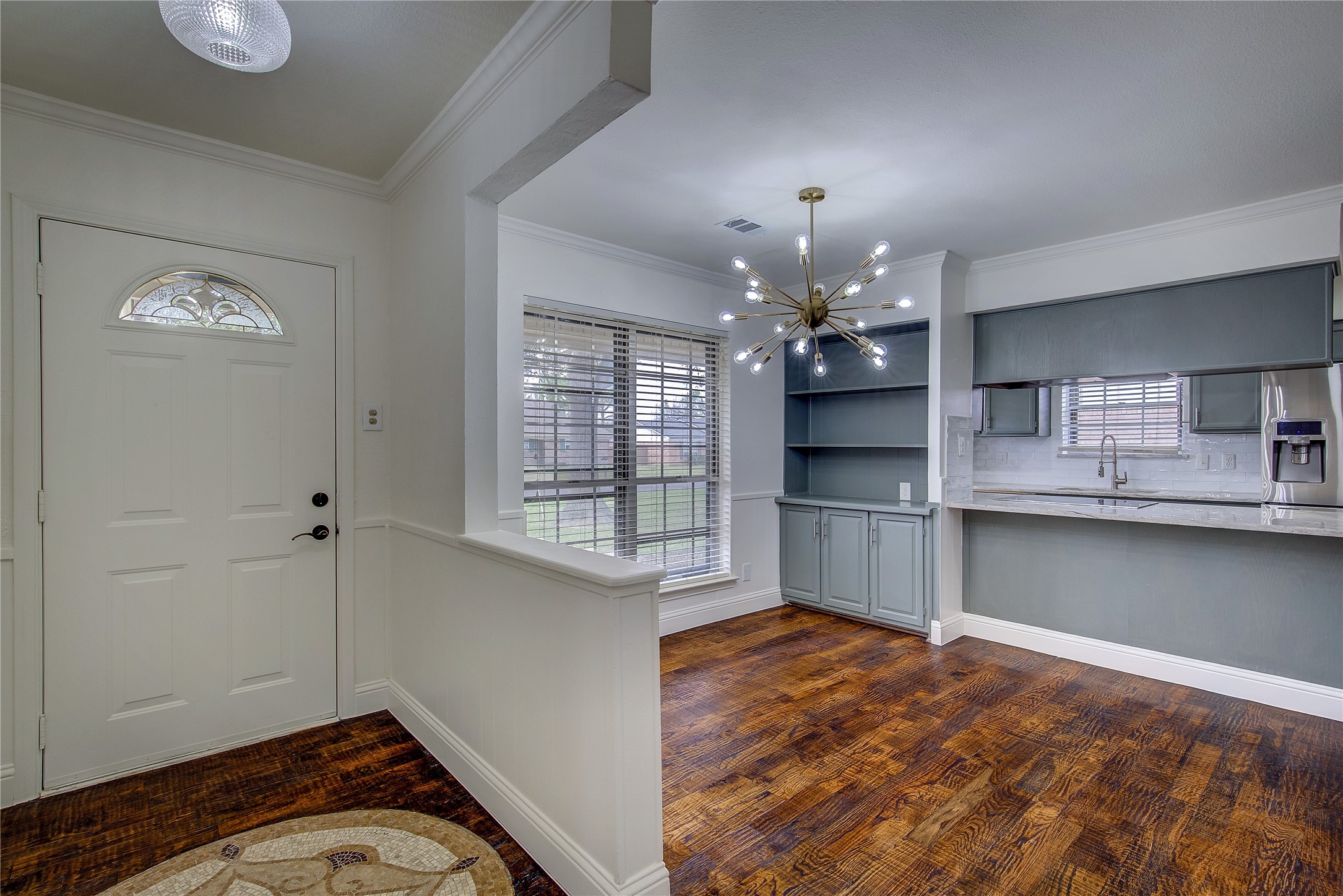 710 Colonial Drive