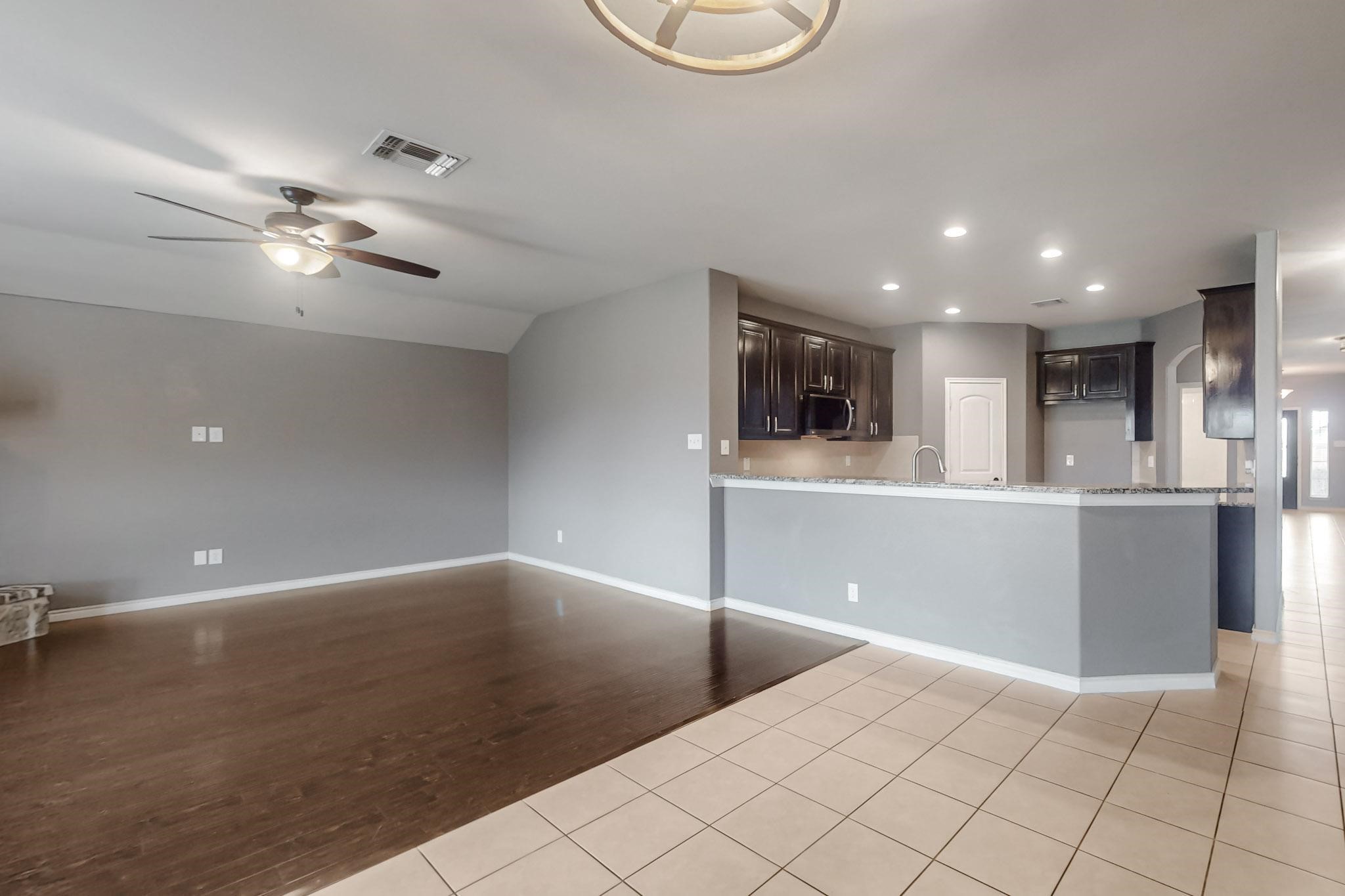 970 Austin Lane
