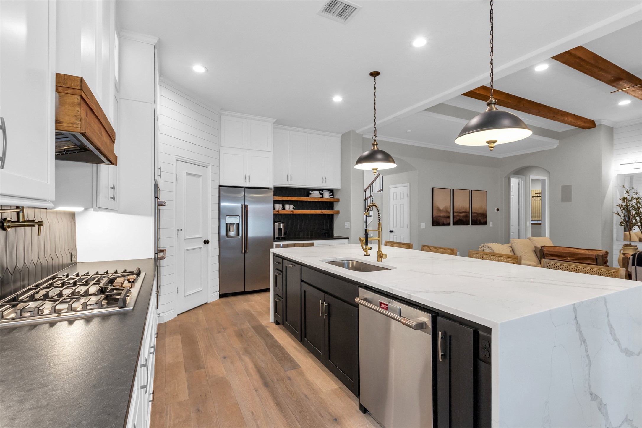 15932 CHRISTOPHER LN