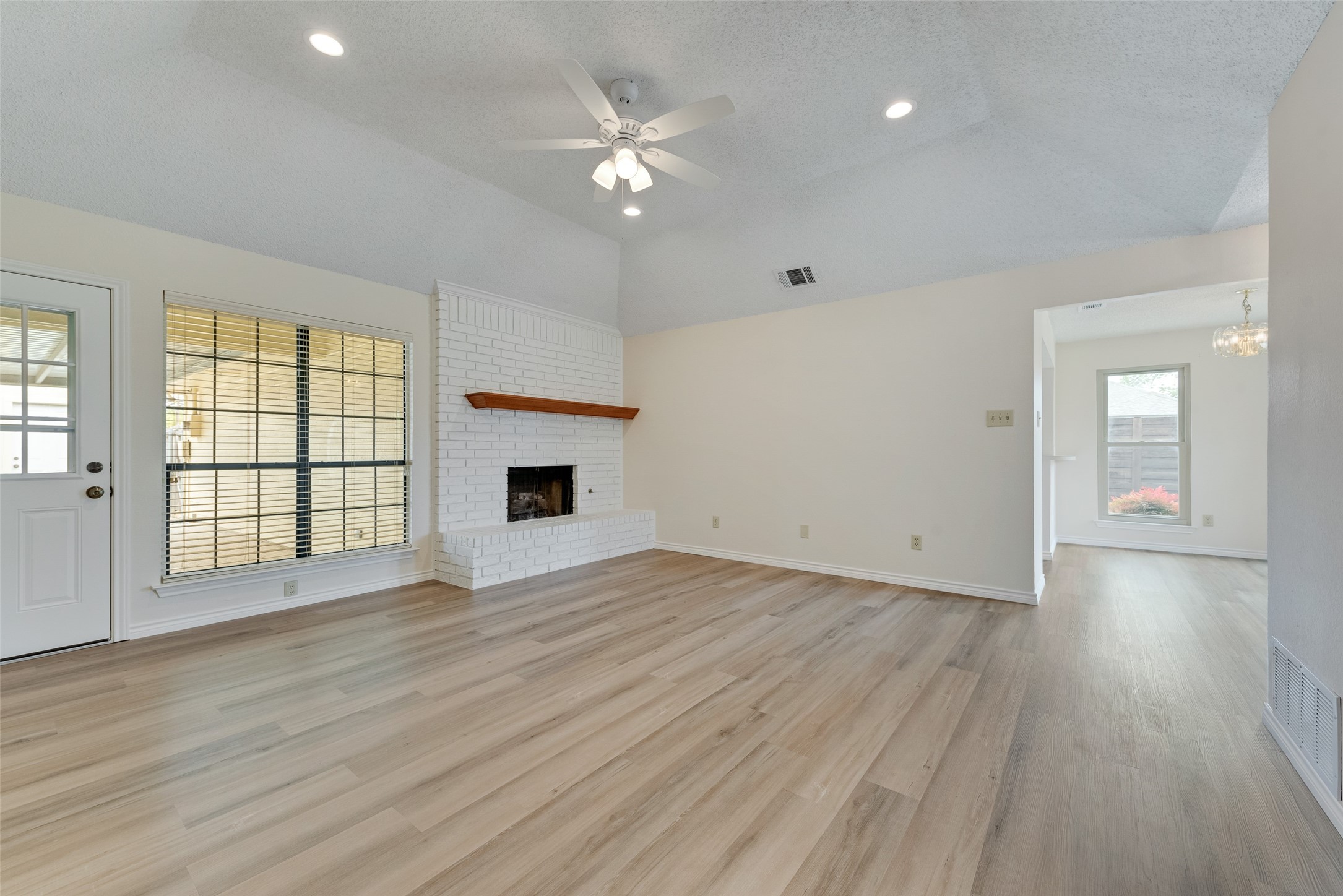 6310 Leasa Court