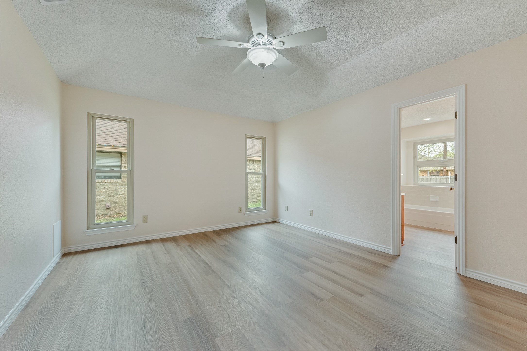 6310 Leasa Court