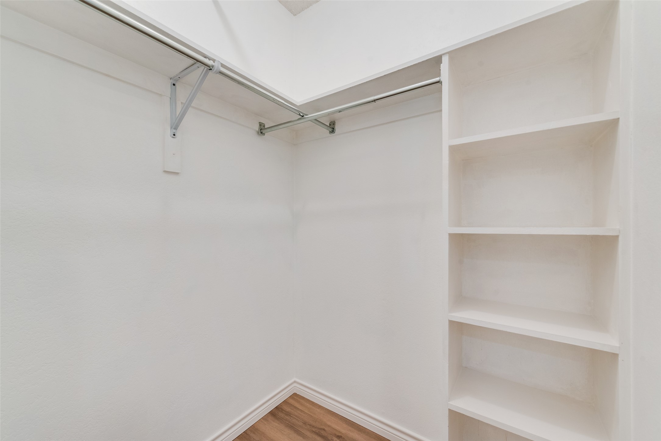 6310 Leasa Court