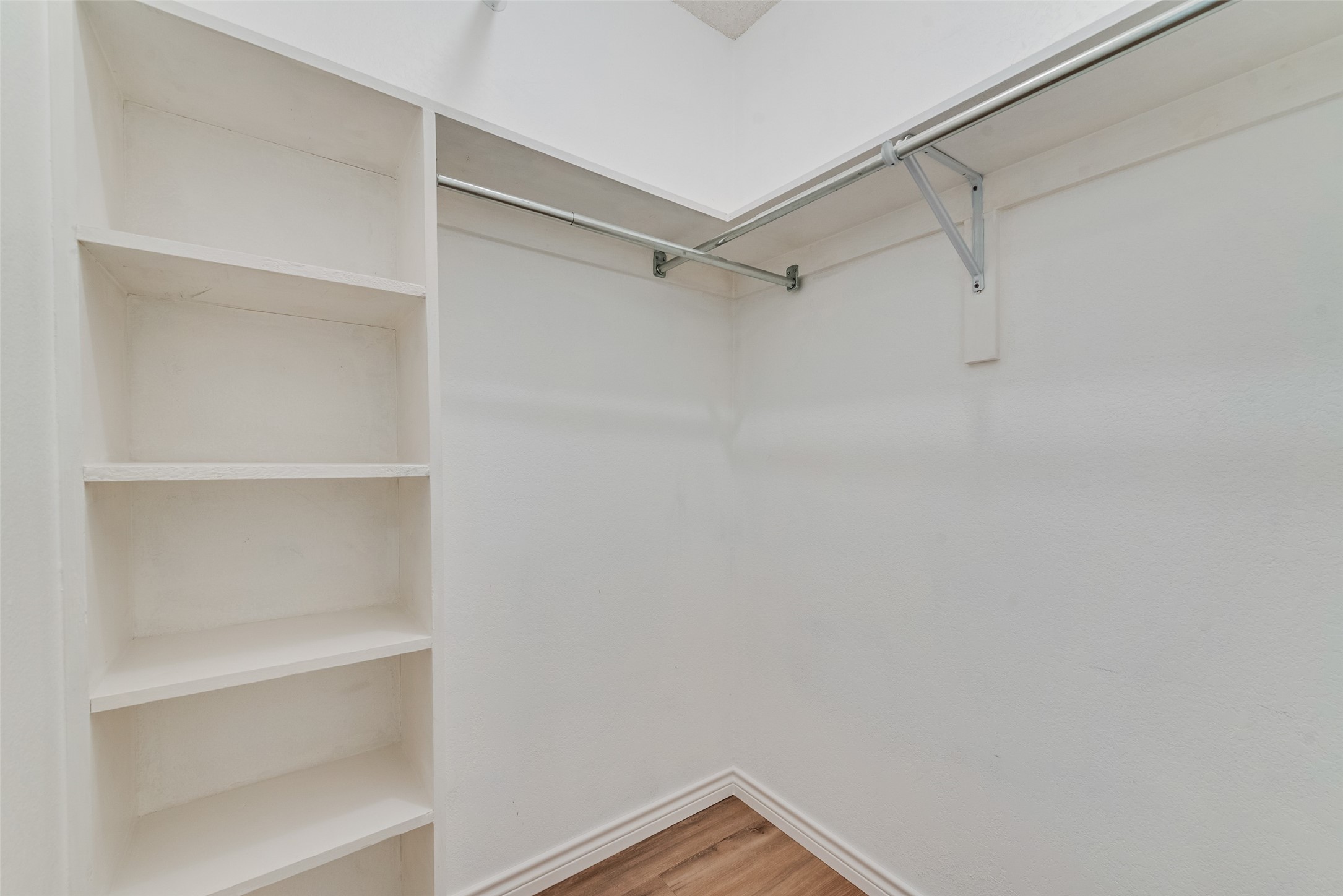 6310 Leasa Court