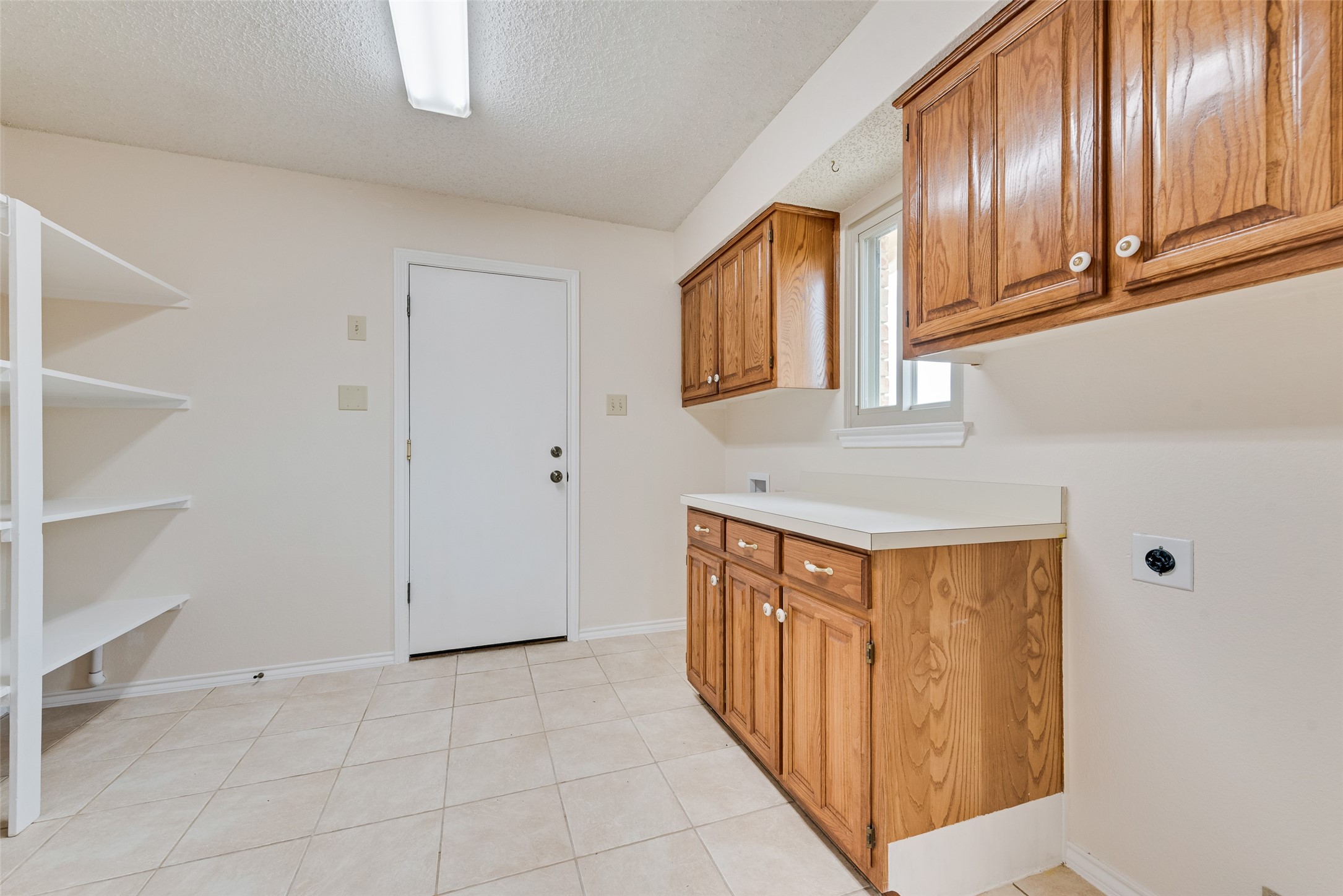 6310 Leasa Court