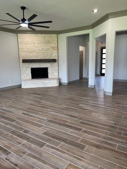 906 Maxine Drive