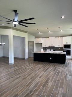 906 Maxine Drive