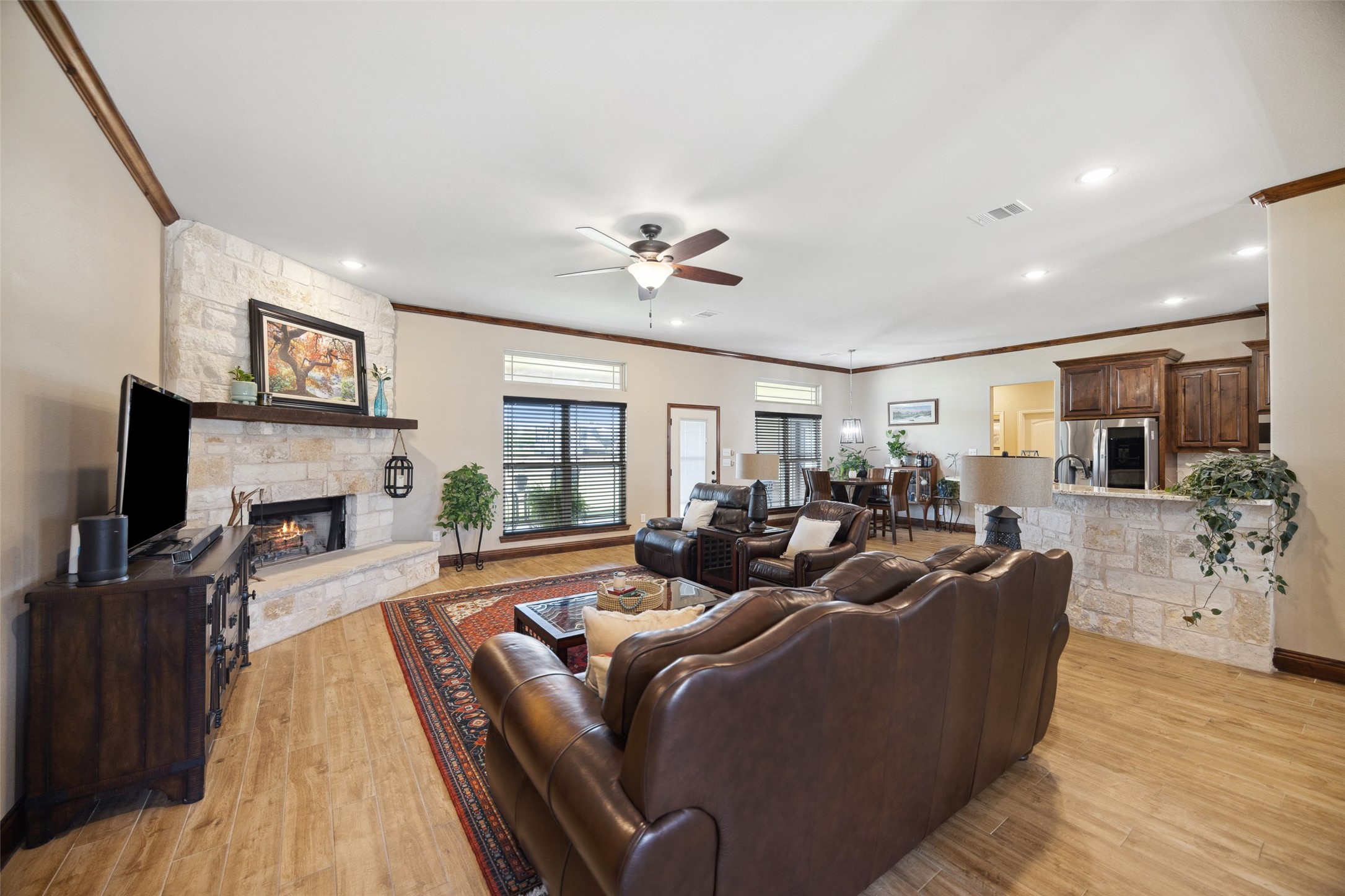3821 Independence Way