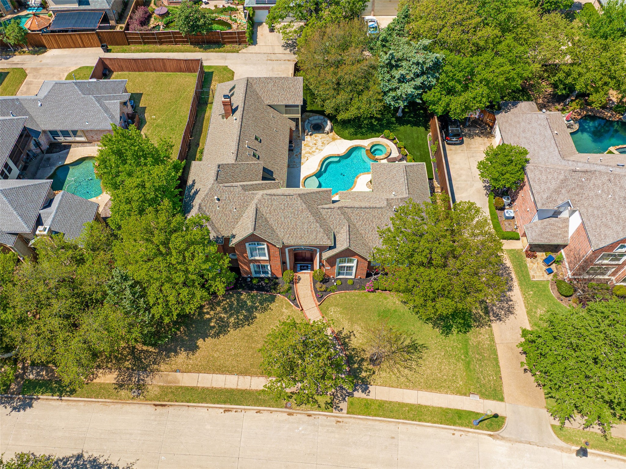 485 Wales Court