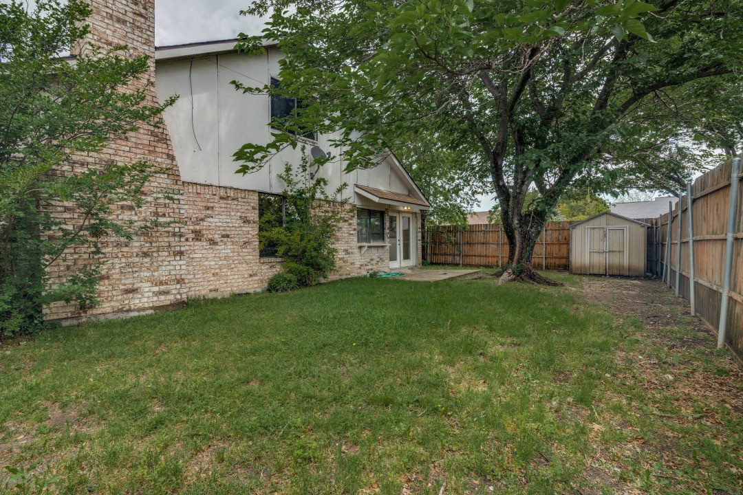 3906 Wheelwright Drive