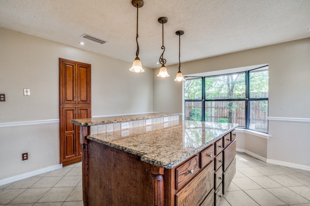 3906 Wheelwright Drive