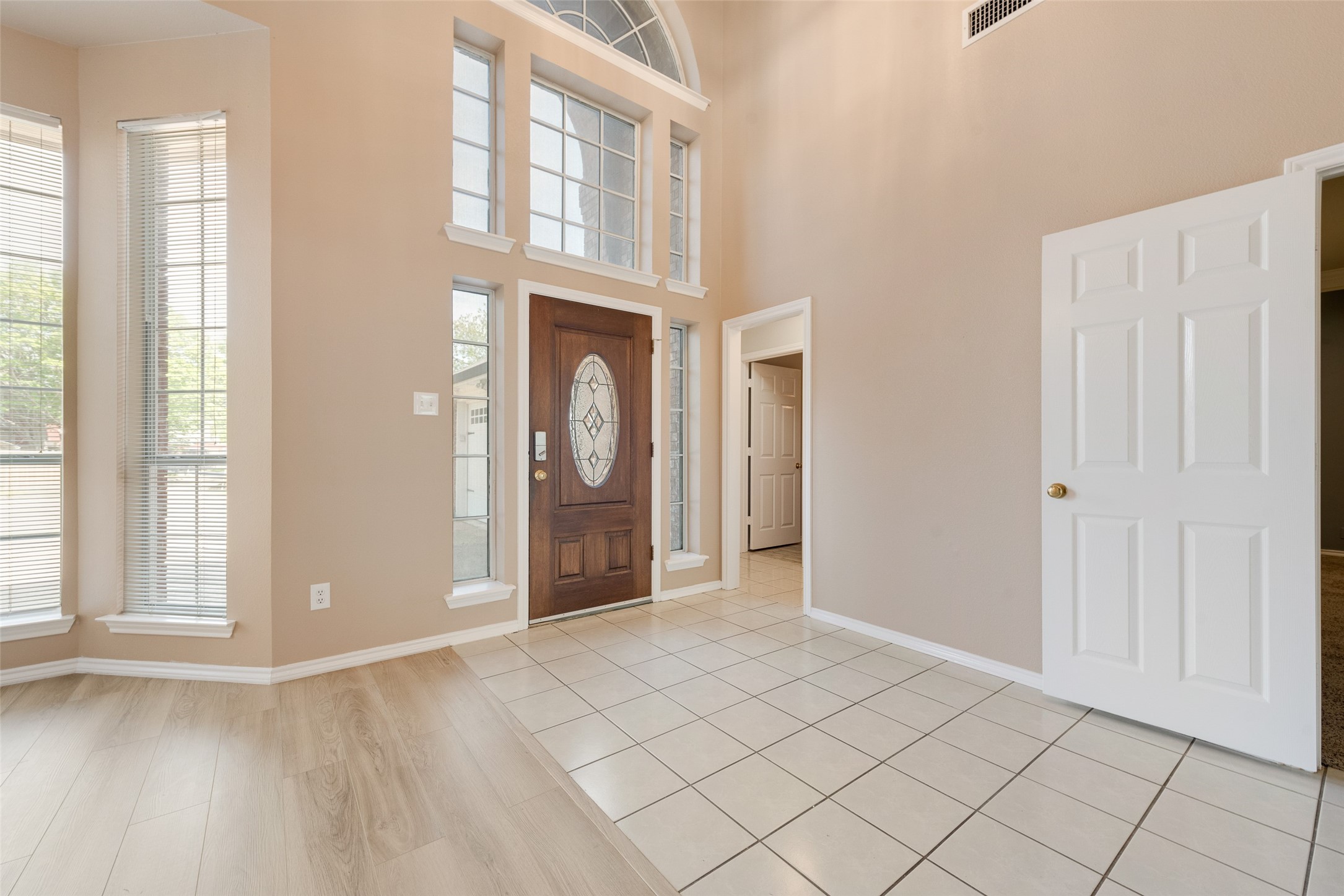 4305 Greenwood Trail