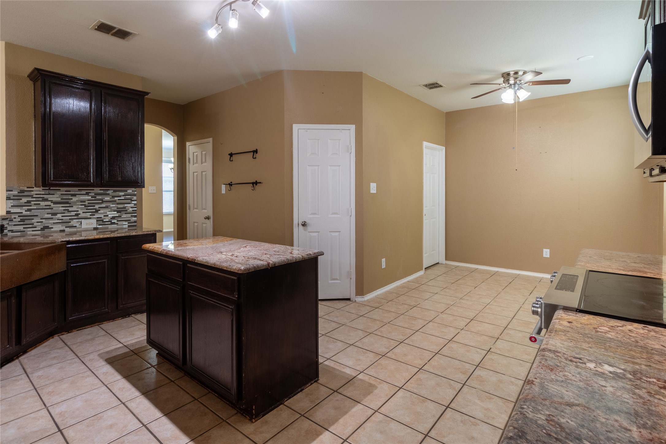 3901 Citadel Drive