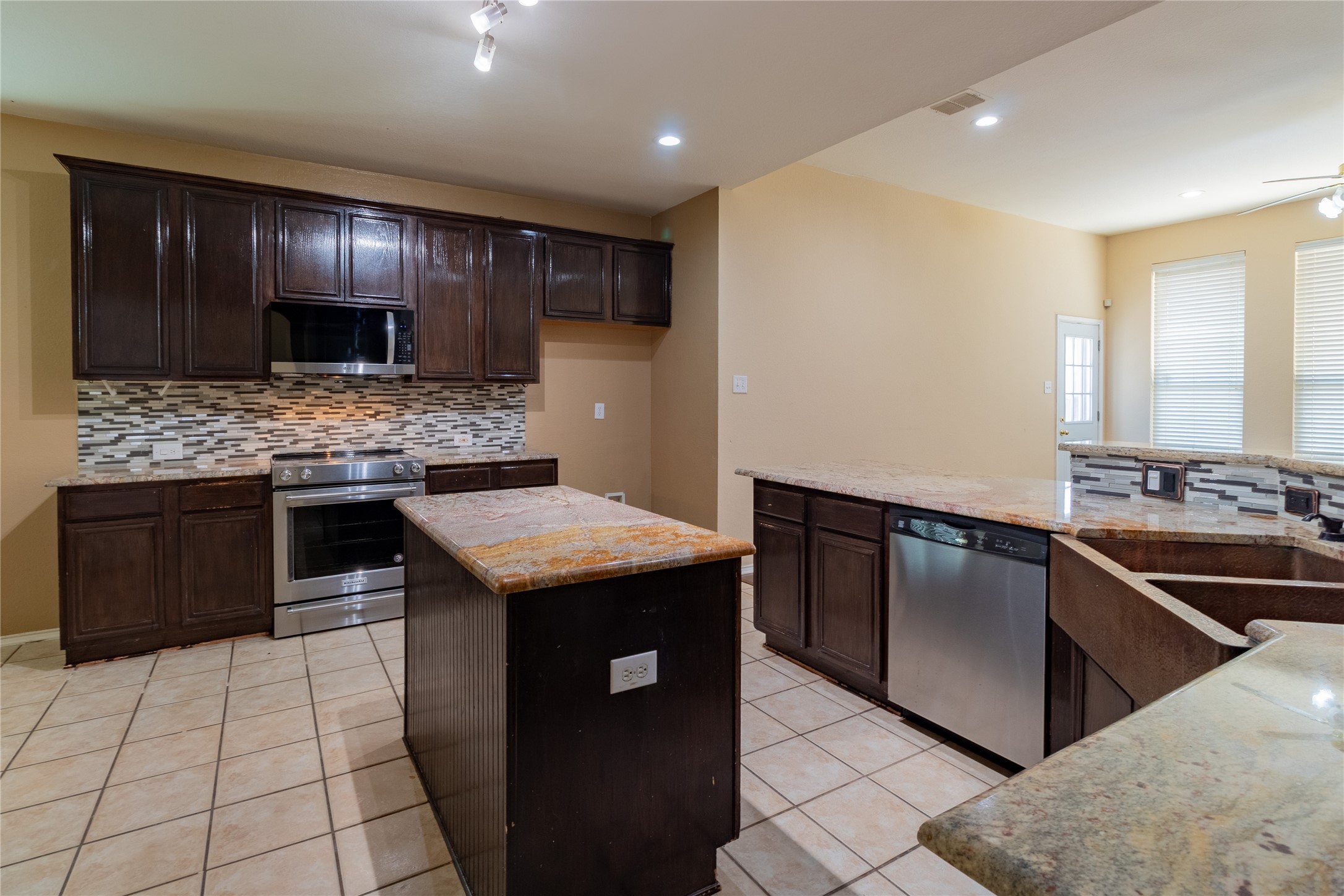 3901 Citadel Drive