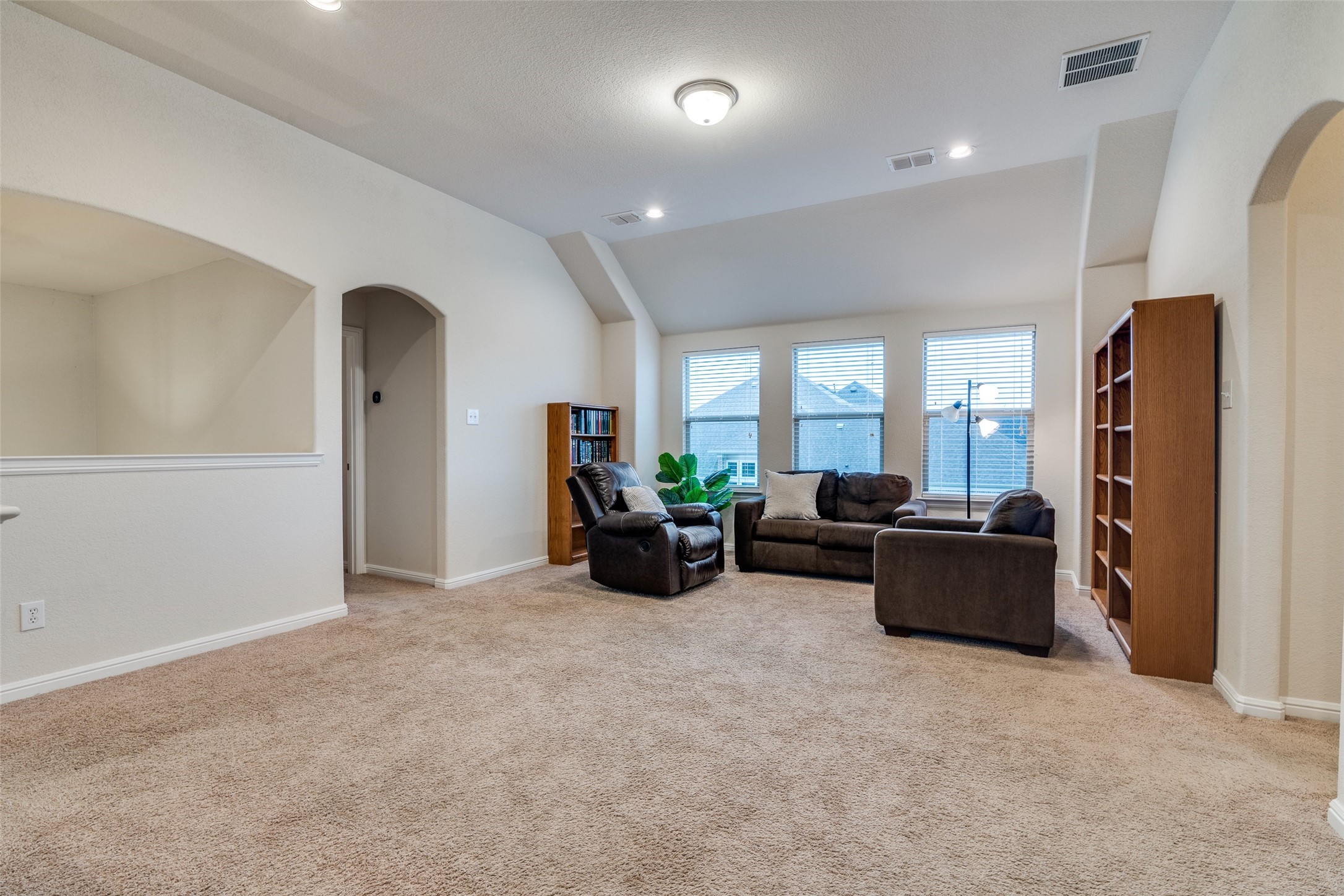 5132 Willow Bend Lane
