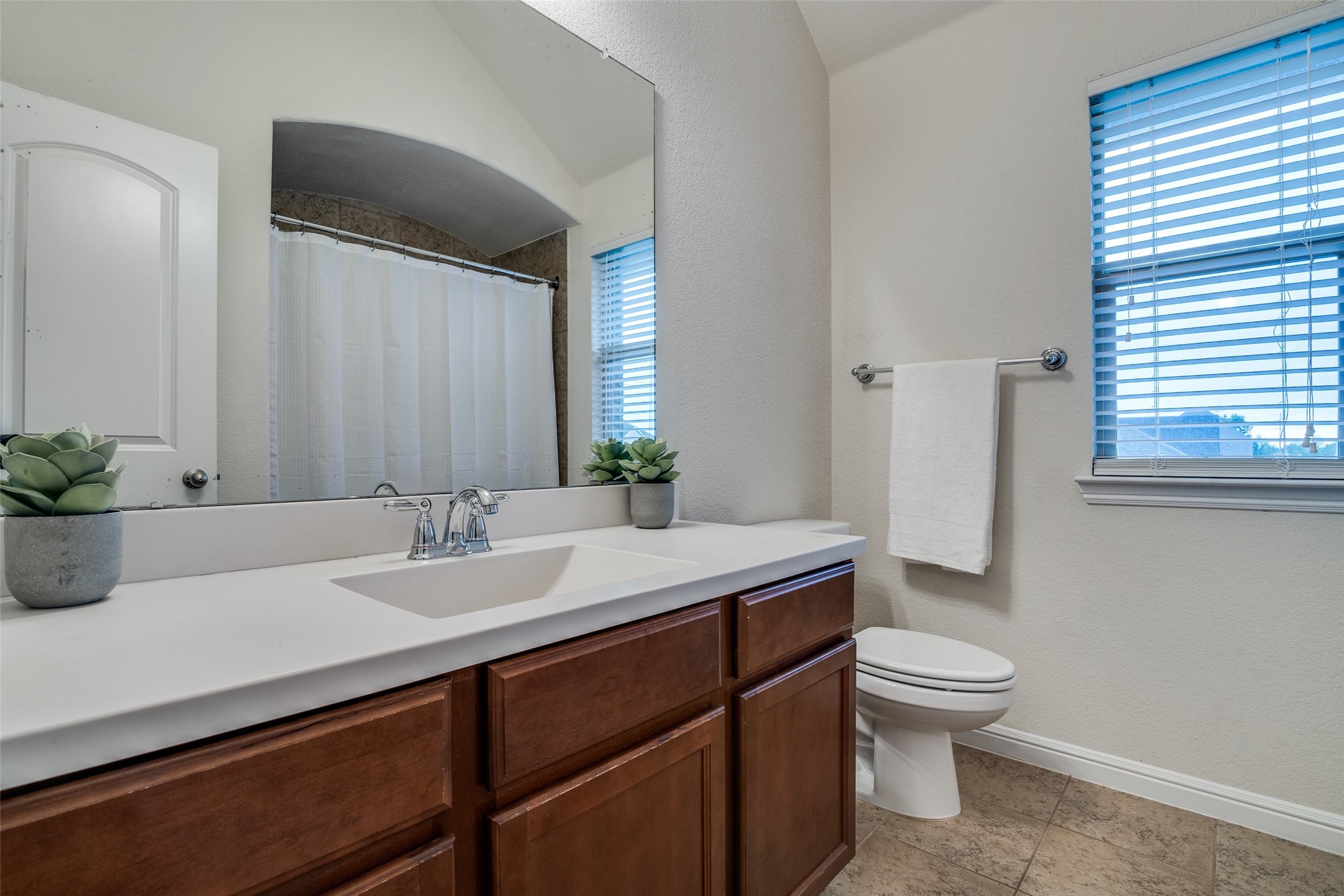 5132 Willow Bend Lane