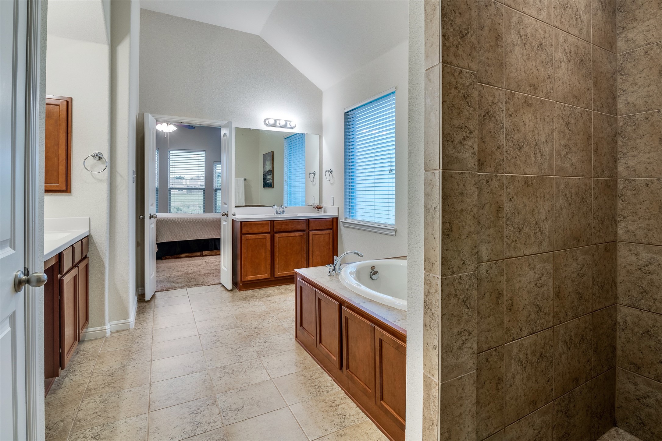 5132 Willow Bend Lane