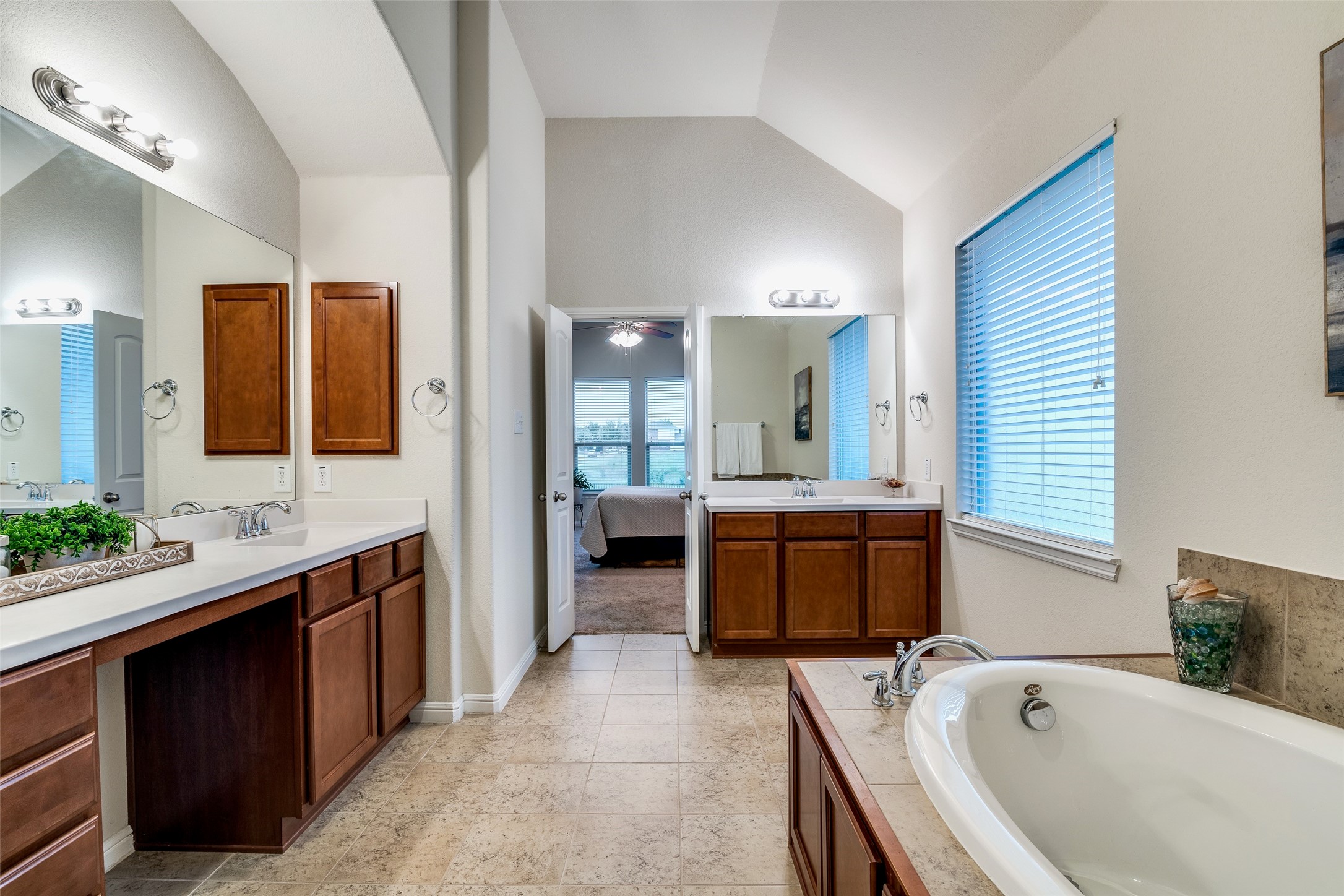 5132 Willow Bend Lane