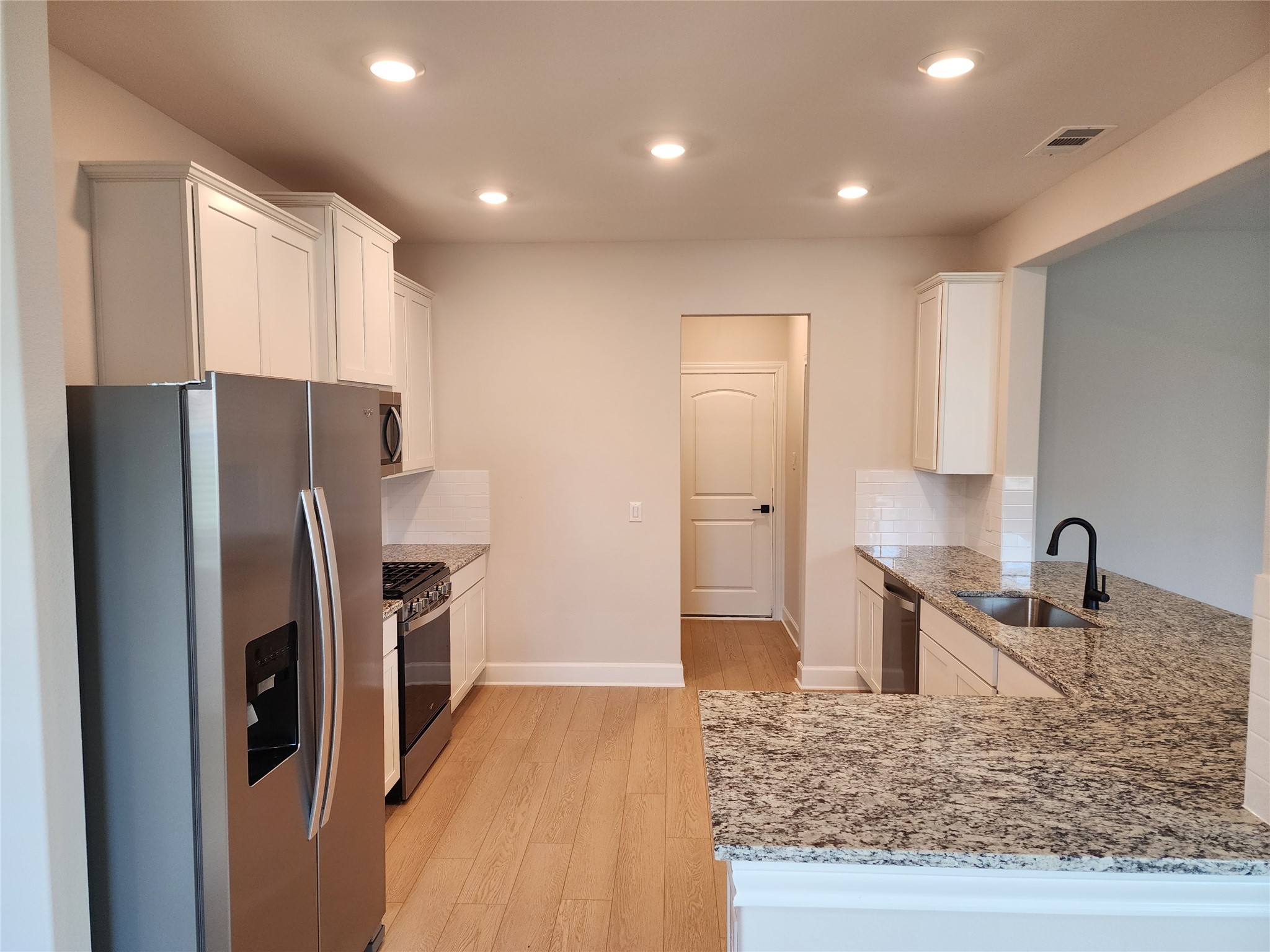 1103 Ginsburg Lane