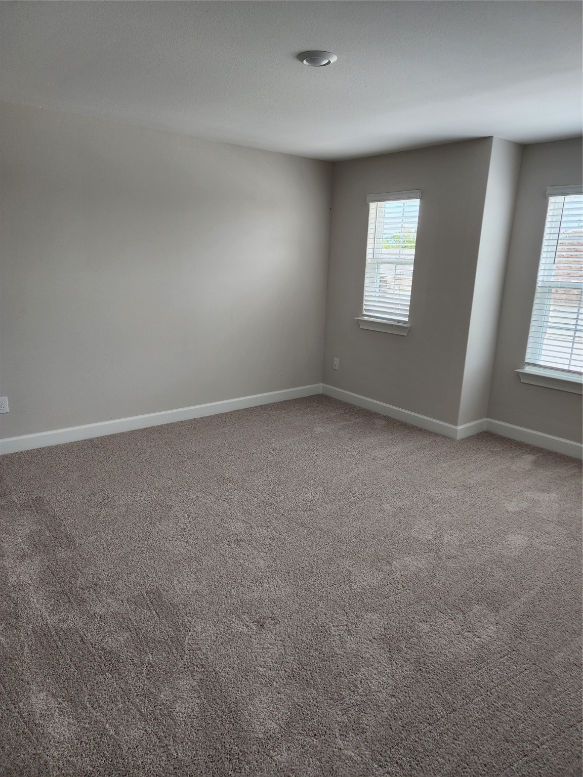 1103 Ginsburg Lane