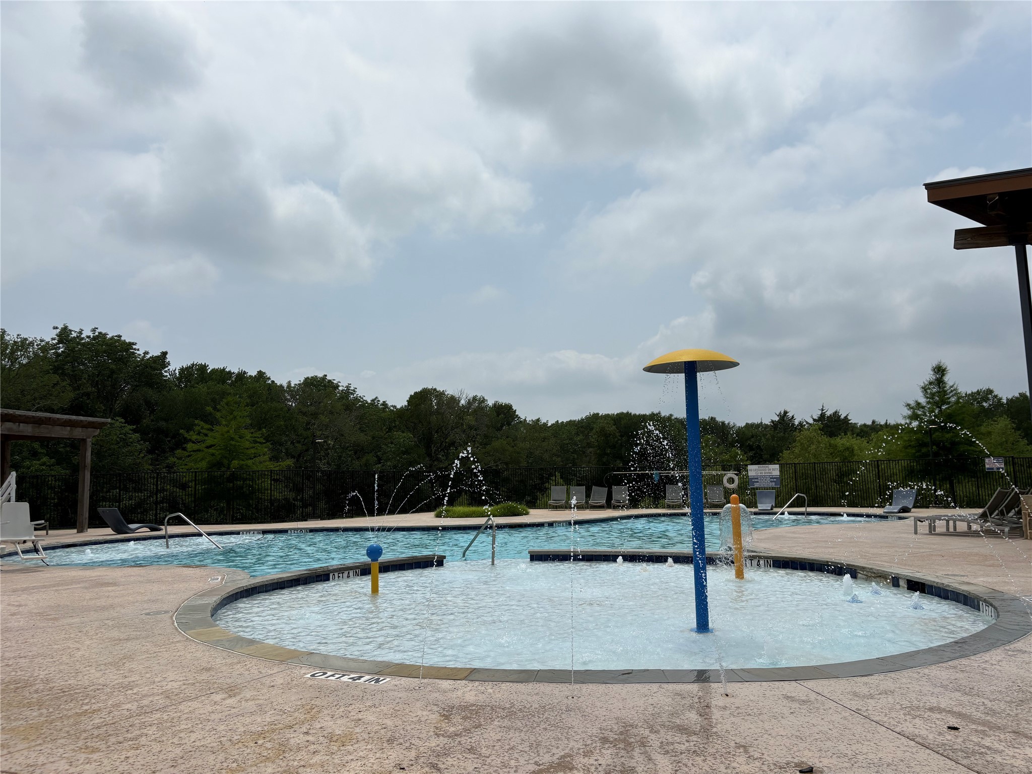 500 Crystal Clear Lane