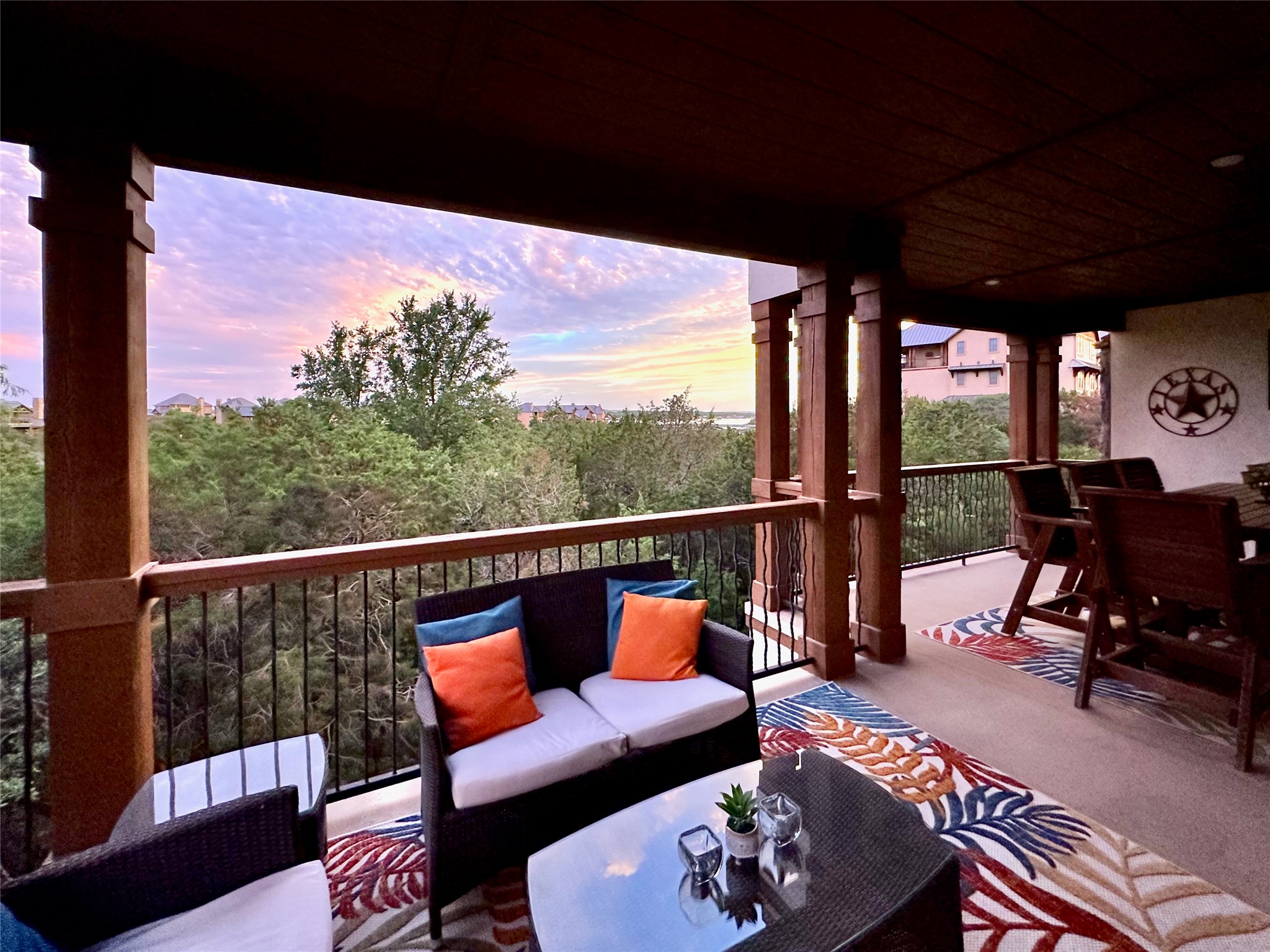 1633 Scenic Drive 201