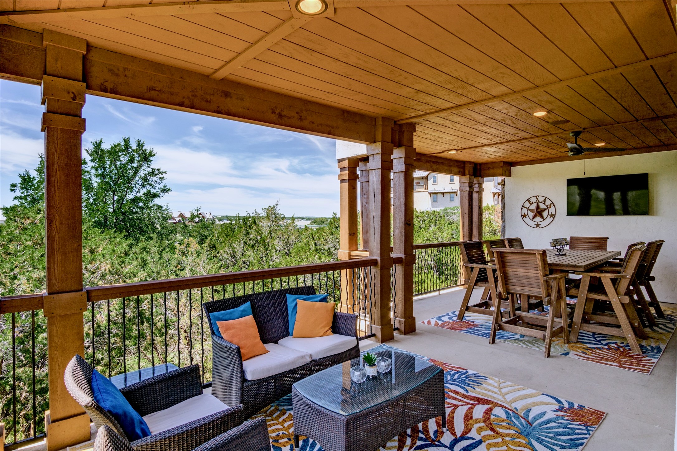 1633 Scenic Drive 201