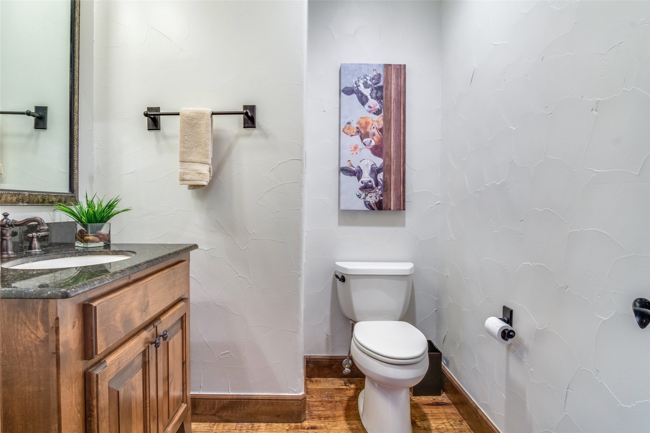 1633 Scenic Drive 201