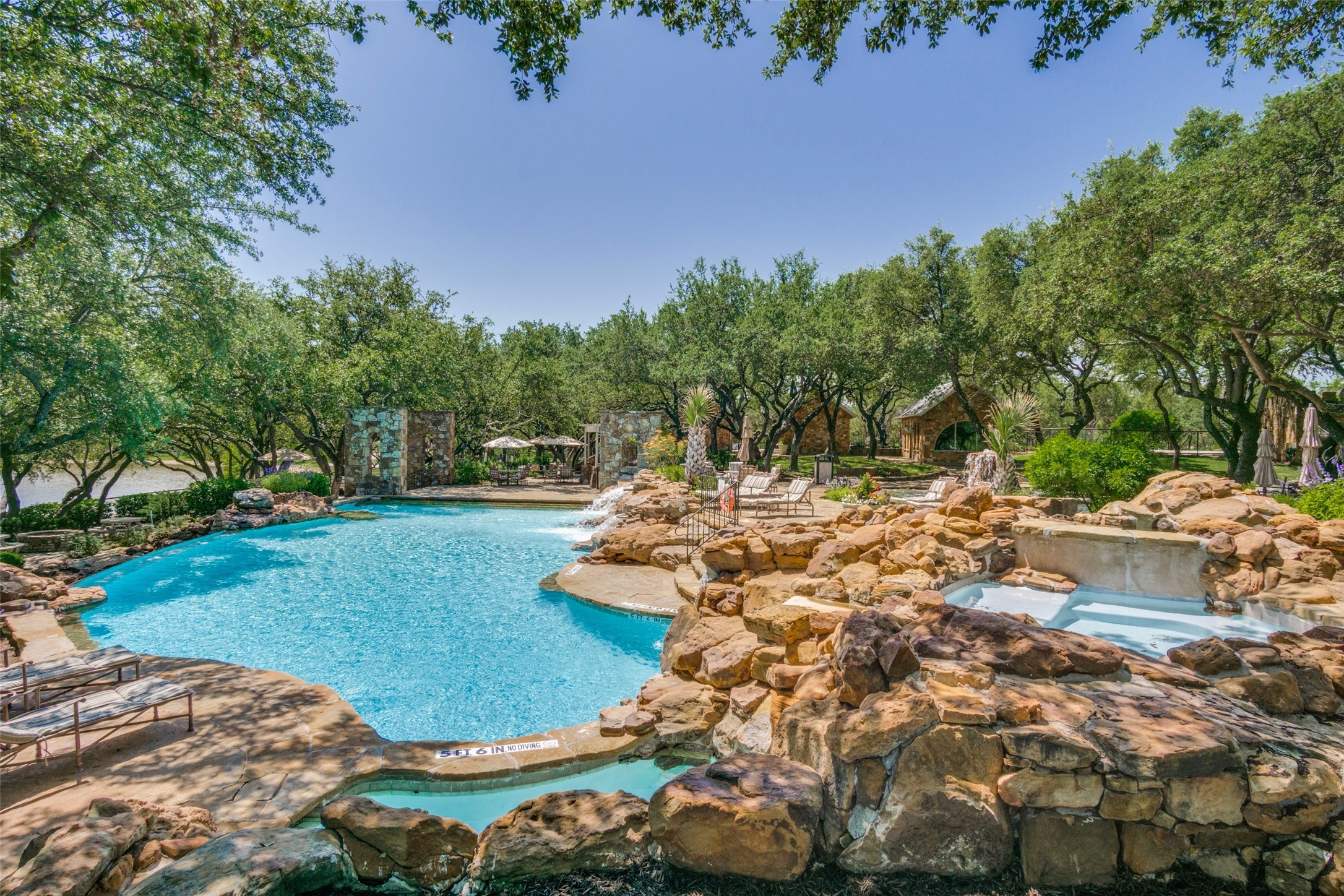 1099 Highland Drive