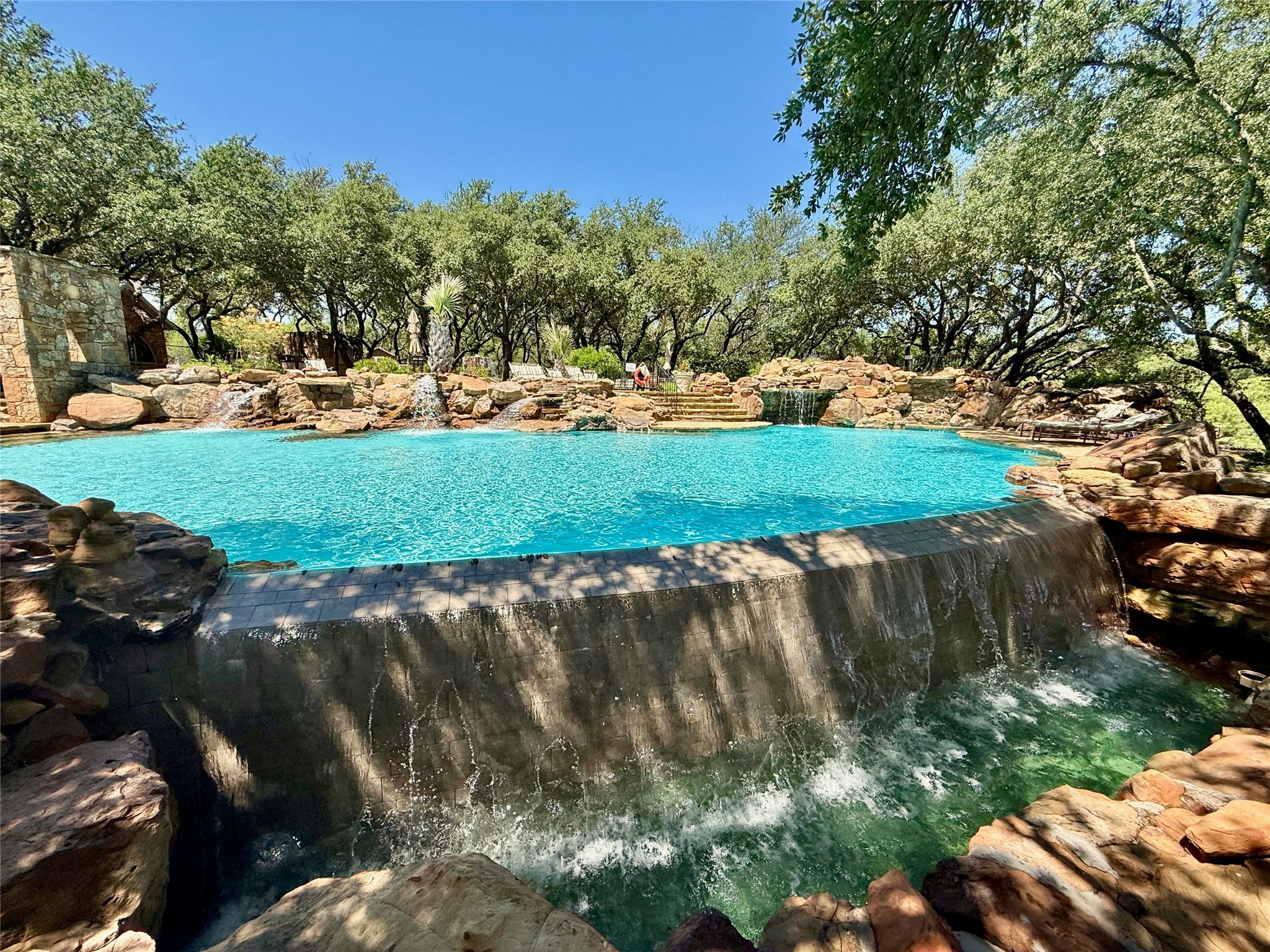 1099 Highland Drive