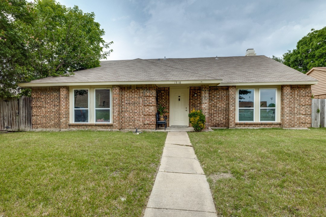 1518 Coffeyville Trail