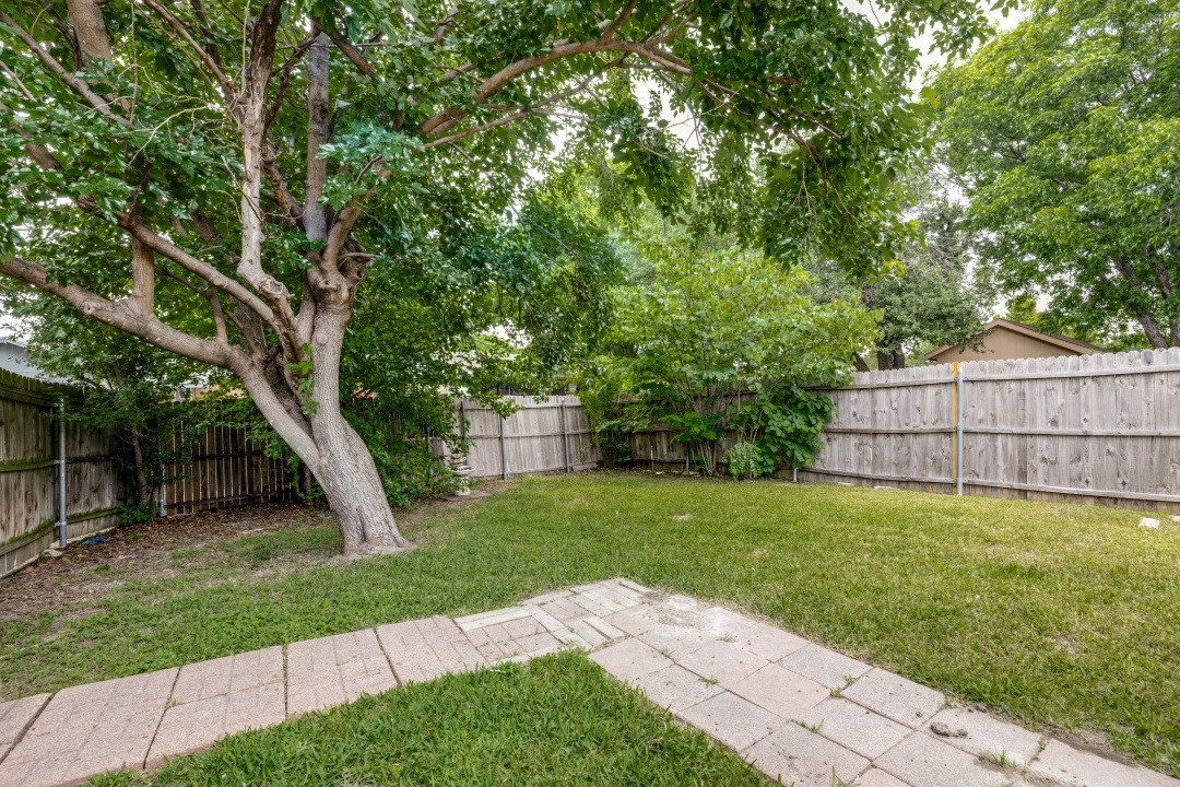 1518 Coffeyville Trail