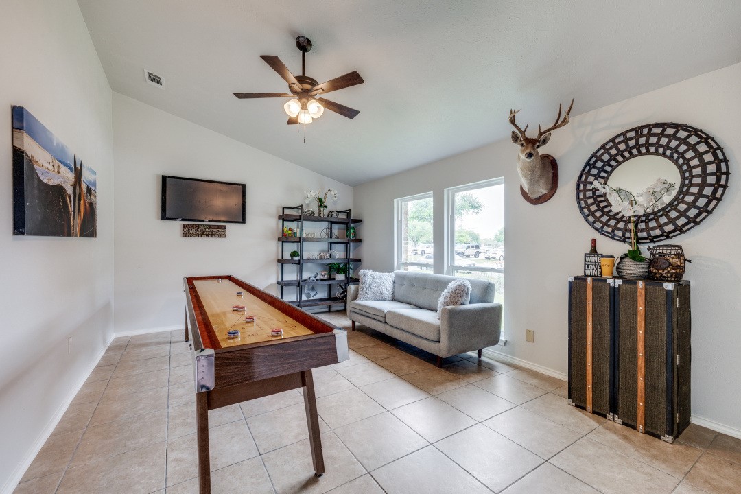 1518 Coffeyville Trail