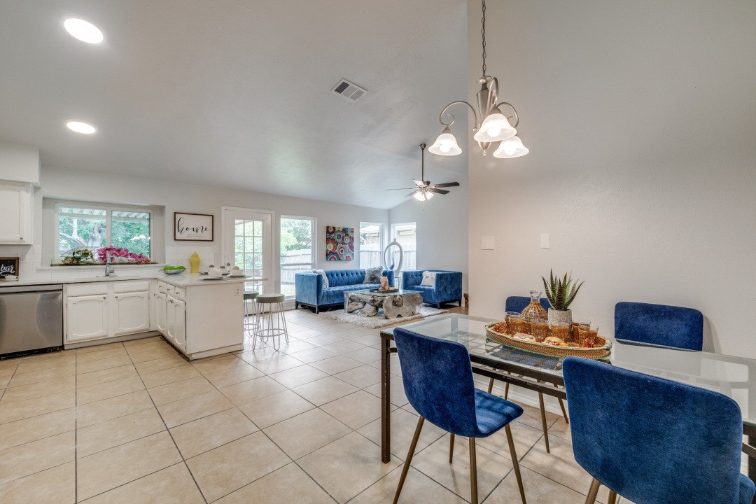 1518 Coffeyville Trail