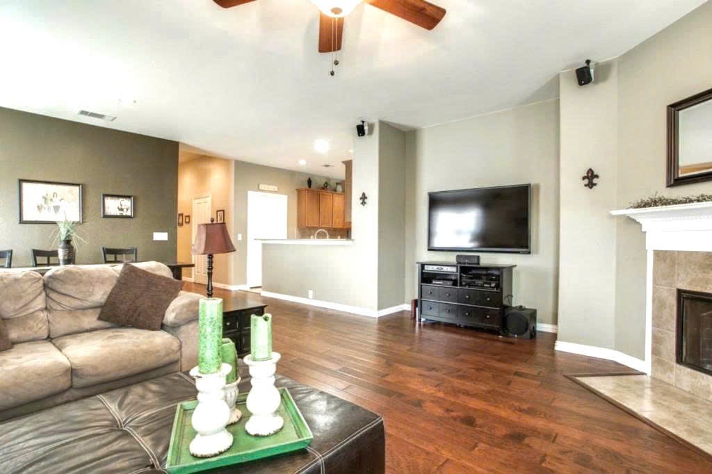 216 Cliffbrook Drive